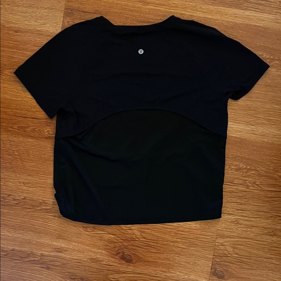 lululemon athletica Tops - lululemon athletica Black Short Sleeve Tee